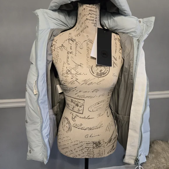Canada Goose Pale Blue Quilted Hooded Puffer Jacket S - Picture 11 of 14